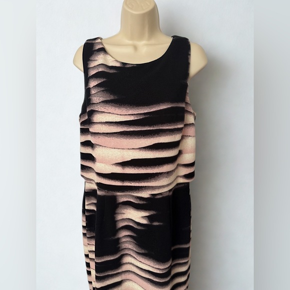 Ivanka Trump Black, Pink blush, and cream Patterned Dress - Picture 8 of 15